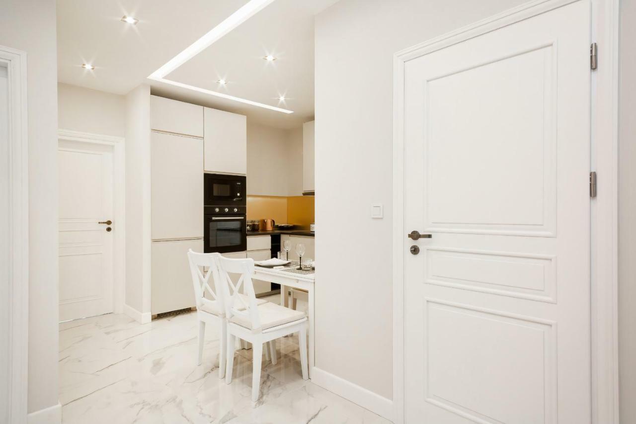 Apartments Aura Sky By Noclegi Renters Varşova Dış mekan fotoğraf